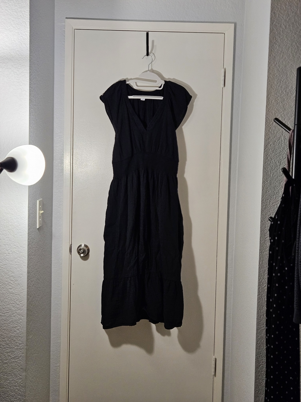 Women's Black V-Neck Midi Dress